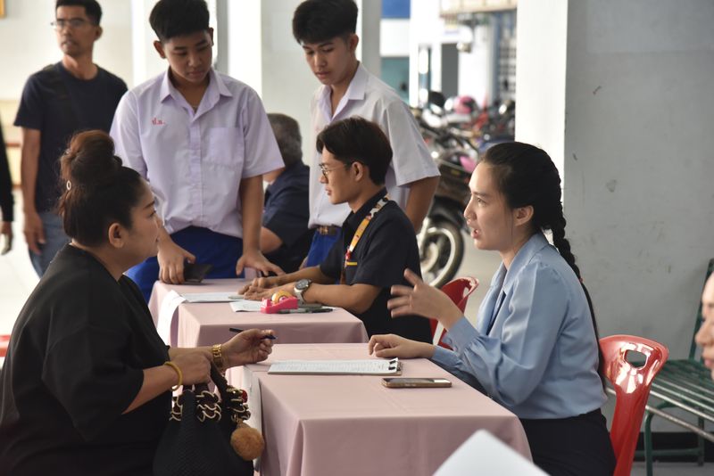 โรงเรียนปรีชานุศาสน์